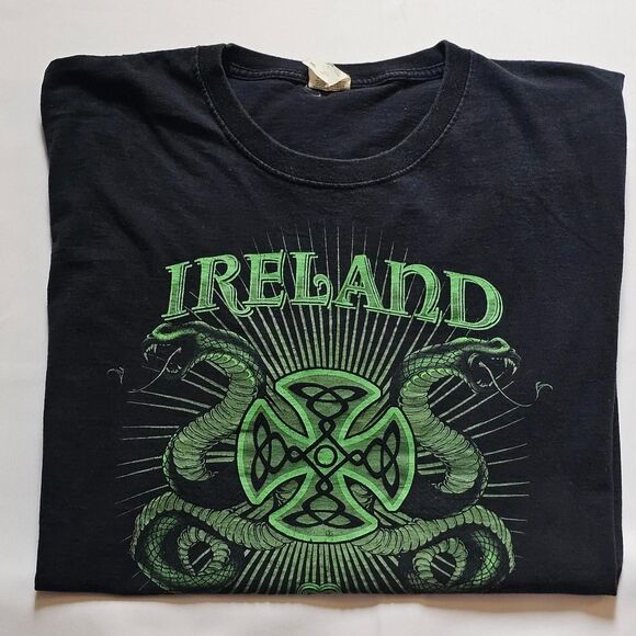 Ireland Men's Black T-shirt - Picture 1 of 4